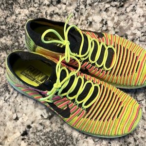 Nike free and flexible running knit women’s 7.5